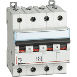 Interruttore magnetotermico 4P CURVA C 40A 4,5KA